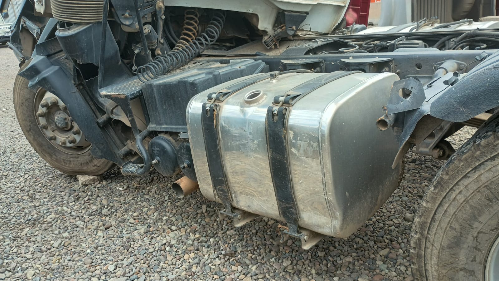  Volkswagen CONSTELLATION 25.360 HR 2011    EN DESARME